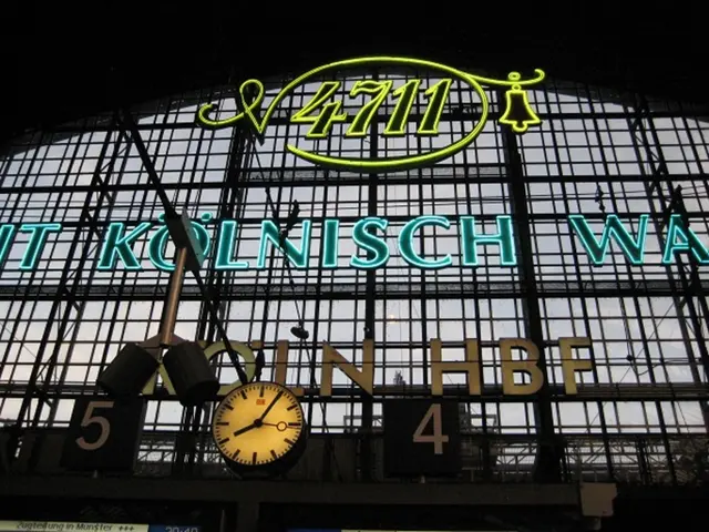 Clock Malfunction: Damage to Mainspring in Fleet Time Mantel Clock