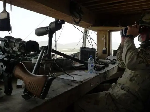 Comparing Optical Instruments for Astronomy: Advantages and Disadvantages of Spotting Scopes and...