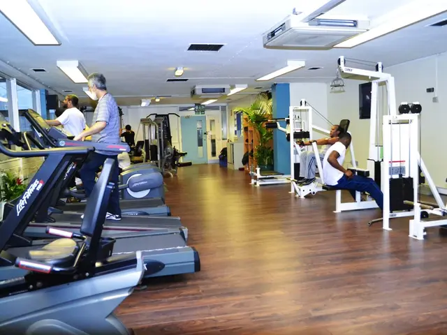 Hiking enthusiasts, prepare for an upgrade with this 700g device, boasting impressive power...