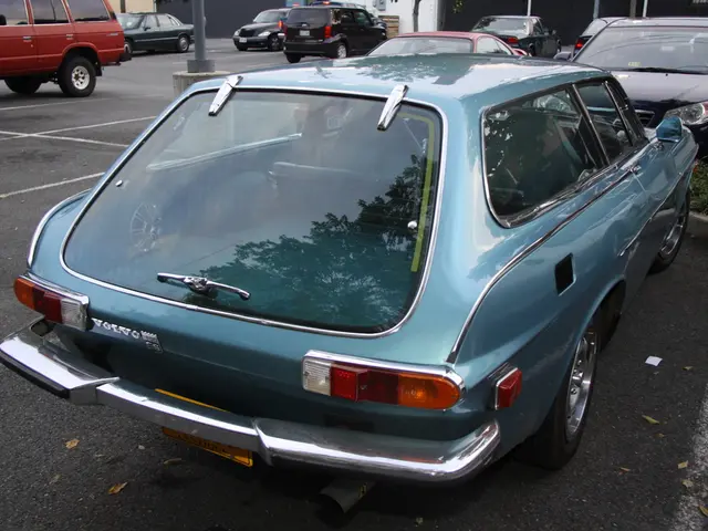 Vehicle-mounted scanner deployed for detecting invalid parking