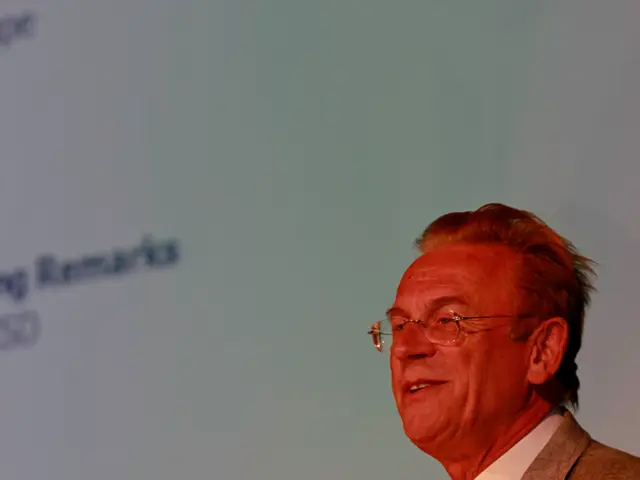 Top 10 Exceptional Business Proposal PowerPoint Layouts for the Year 2025