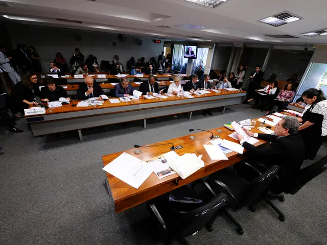 Tablet PCs are gradually overshadowing E-Readers in popularity