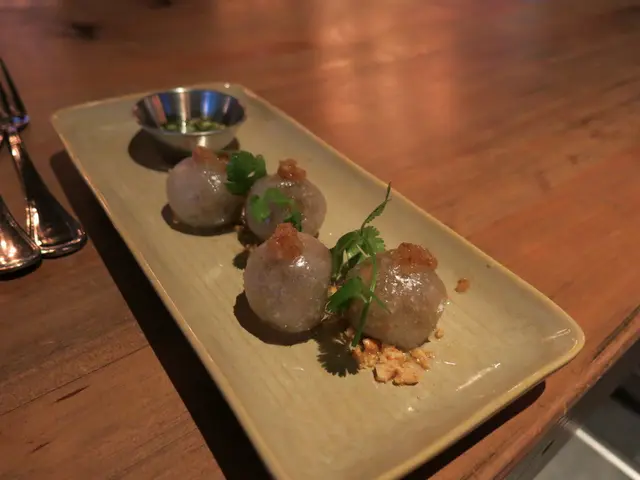 Divergent Digital Currencies